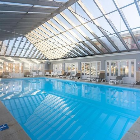 Very Nice 6 Person Apart With Swimming Pool Tennis Court And Car Park 202 Le Touquet Exterior photo