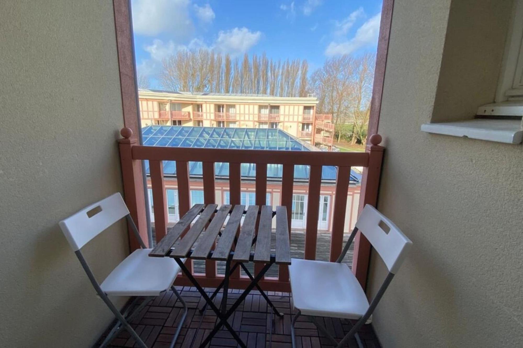 Very Nice 6 Person Apart With Swimming Pool Tennis Court And Car Park 202 Le Touquet Exterior photo