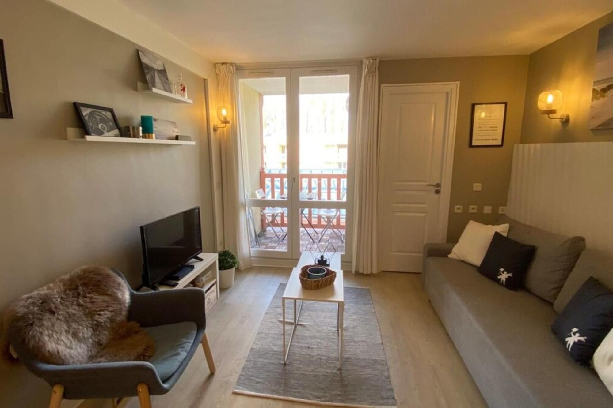 Very Nice 6 Person Apart With Swimming Pool Tennis Court And Car Park 202 Le Touquet Exterior photo