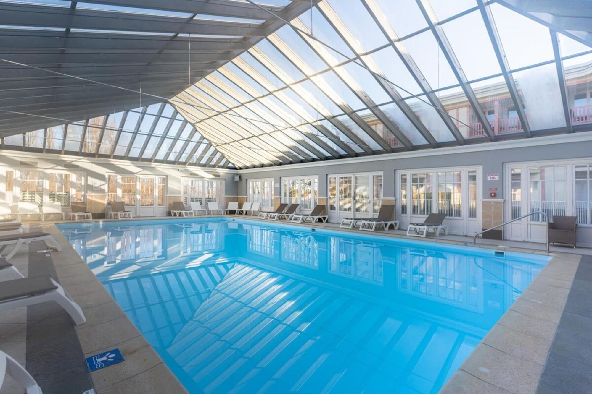 Very Nice 6 Person Apart With Swimming Pool Tennis Court And Car Park 202 Le Touquet Exterior photo